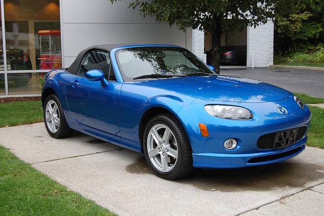 Mazda MX-5 Miata 2006 photo 3