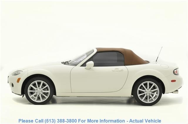 Mazda MX-5 Miata 2006 photo 2