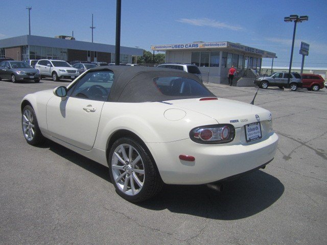 Mazda MX-5 Miata 2006 photo 5