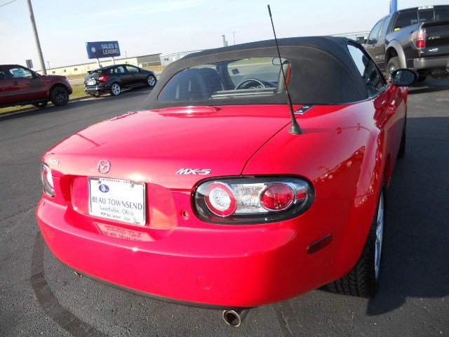 Mazda MX-5 Miata 2006 photo 3