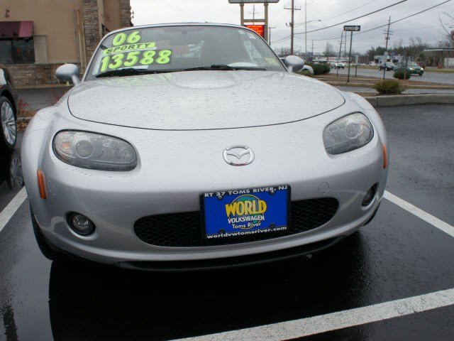 Mazda MX-5 Miata 2006 photo 1