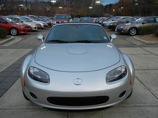 Mazda MX-5 Miata 2006 photo 3