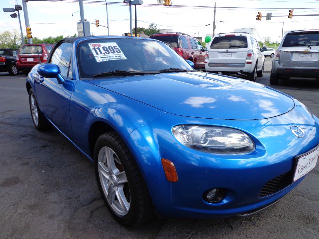 Mazda MX-5 Miata 2006 photo 24