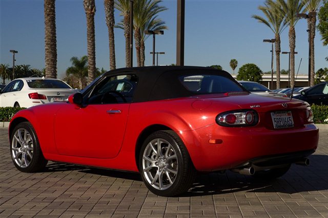 Mazda MX-5 Miata 2006 photo 5