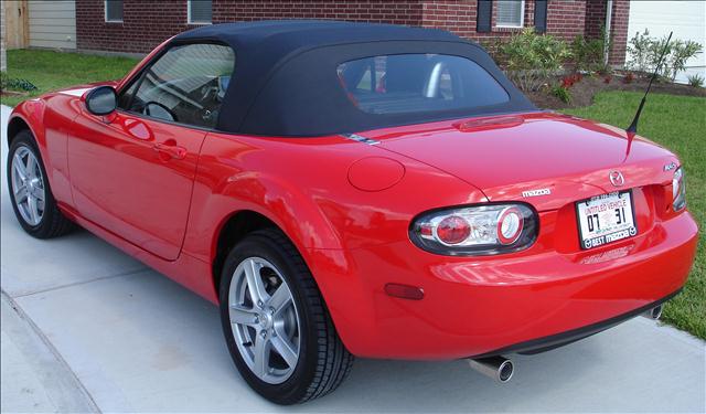 Mazda MX-5 Miata 2006 photo 2