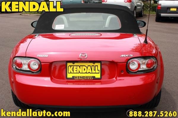 Mazda MX-5 Miata 2006 photo 5