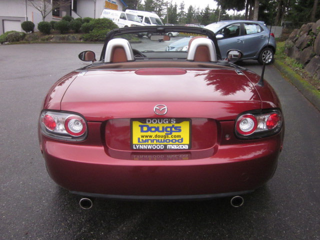 Mazda MX-5 Miata 2006 photo 4