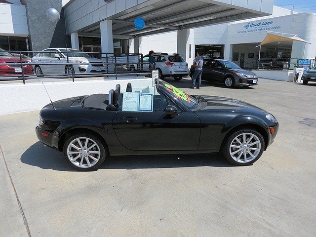 Mazda MX-5 Miata 2007 photo 2