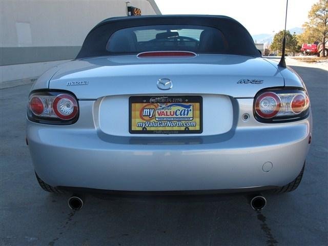 Mazda MX-5 Miata 2007 photo 2