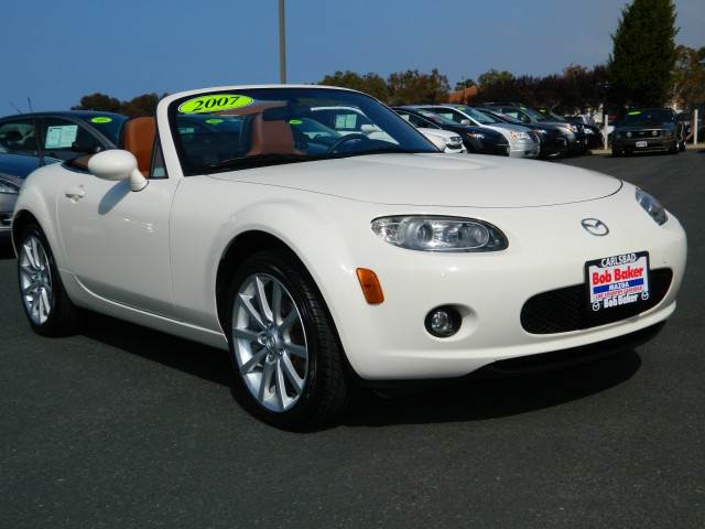 Mazda MX-5 Miata 2007 photo 4