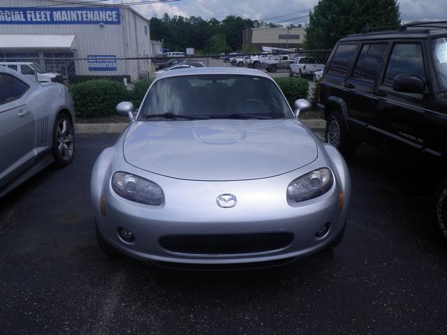 Mazda MX-5 Miata 2007 photo 2