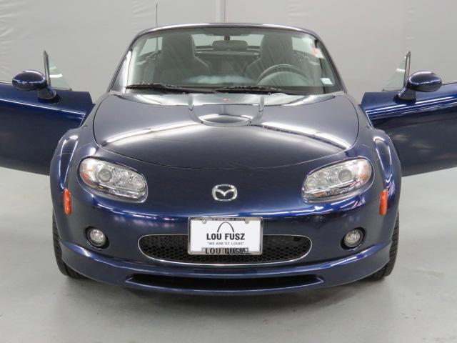 Mazda MX-5 Miata 2007 photo 2