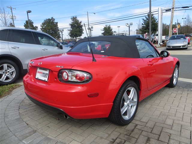 Mazda MX-5 Miata 2007 photo 5