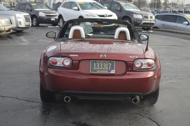 Mazda MX-5 Miata 2007 photo 2