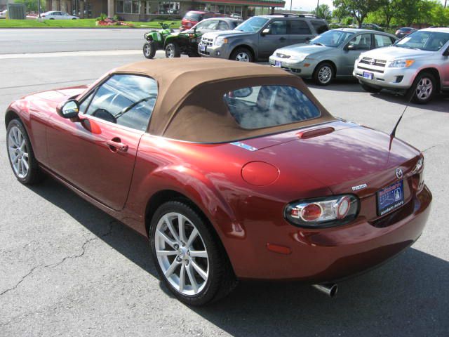 Mazda MX-5 Miata 2008 photo 12