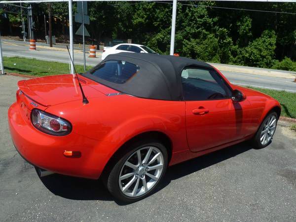 Mazda MX-5 Miata 2008 photo 4