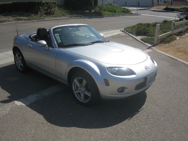 Mazda MX-5 Miata 2008 photo 4