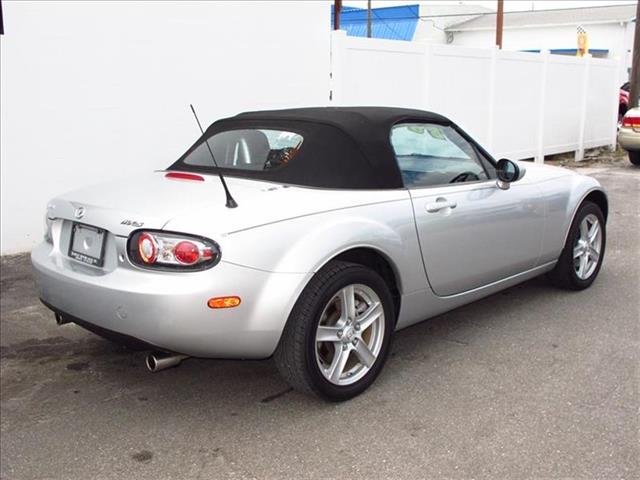 Mazda MX-5 Miata 2008 photo 3