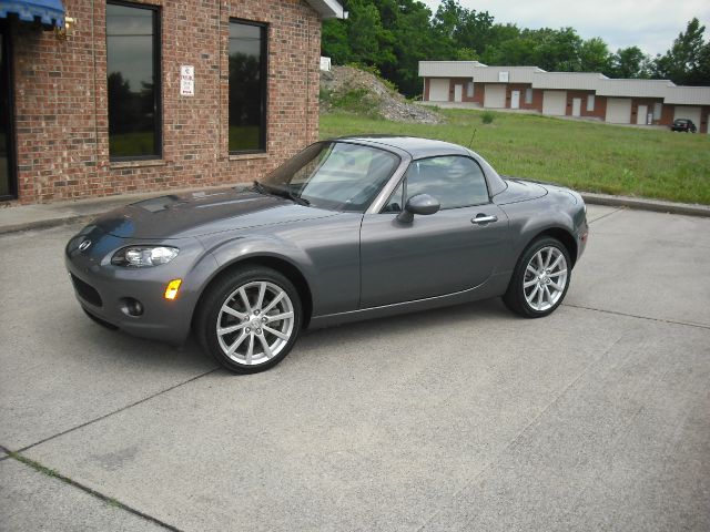 Mazda MX-5 Miata 2008 photo 4