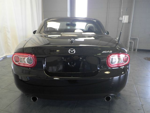 Mazda MX-5 Miata 2010 photo 5