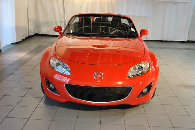 Mazda MX-5 Miata GSX Convertible