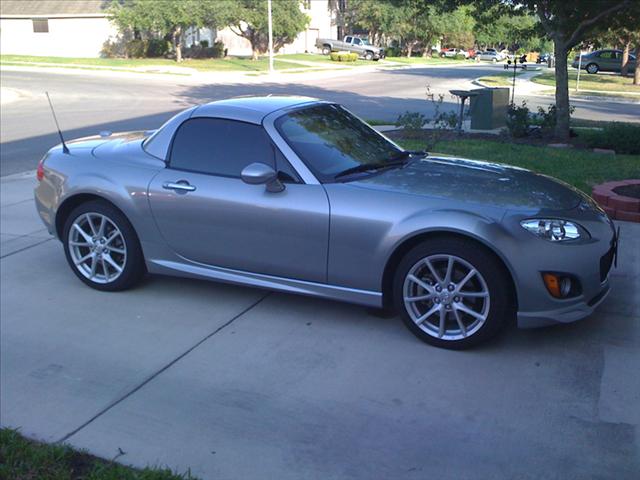 Mazda MX-5 Miata SC Convertible