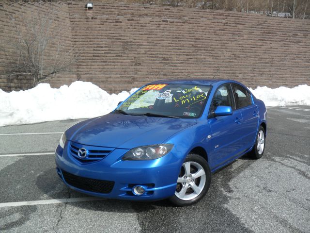 Mazda Mazda3 2006 photo 2