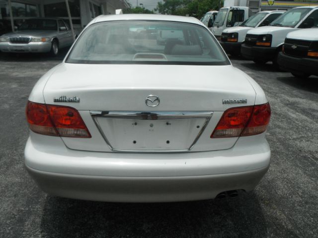 Mazda Millenia 2002 photo 4