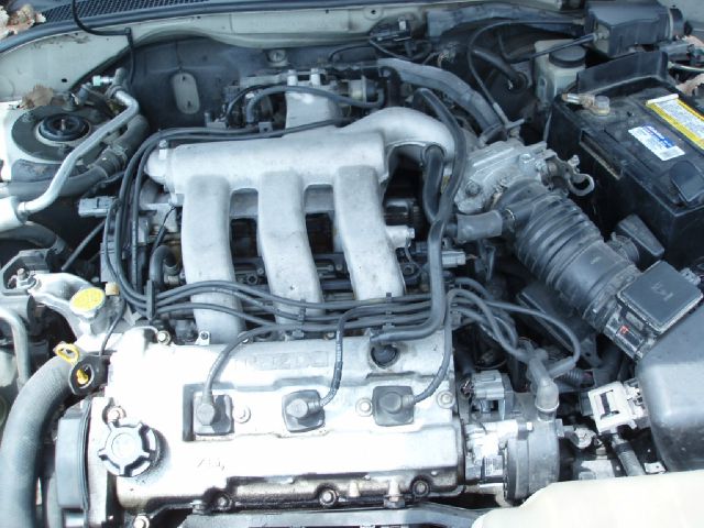 Mazda Millenia 2002 photo 9