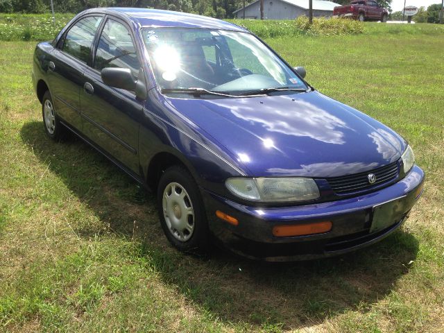 Mazda Protege 1995 photo 3