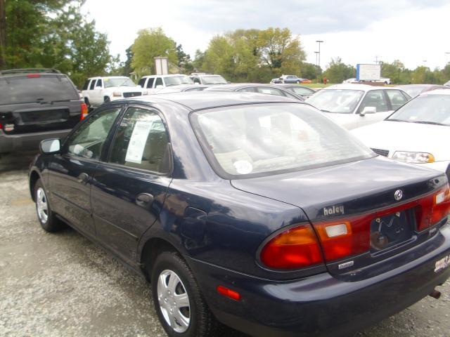 Mazda Protege 1996 photo 1