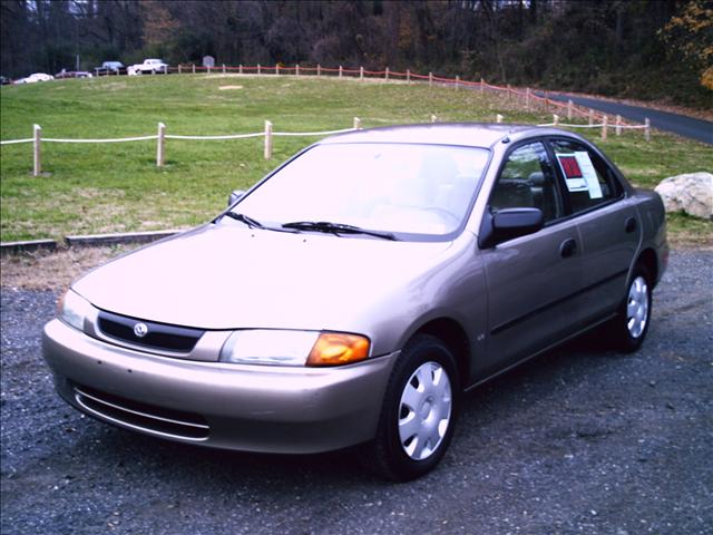 Mazda Protege 1997 photo 1