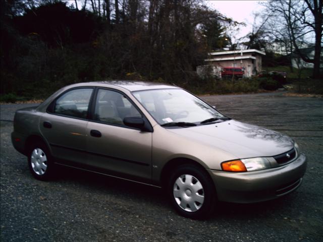 Mazda Protege 1997 photo 2