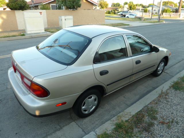 Mazda Protege 1998 photo 2