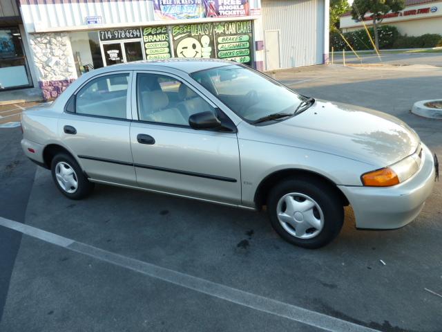 Mazda Protege 1998 photo 3