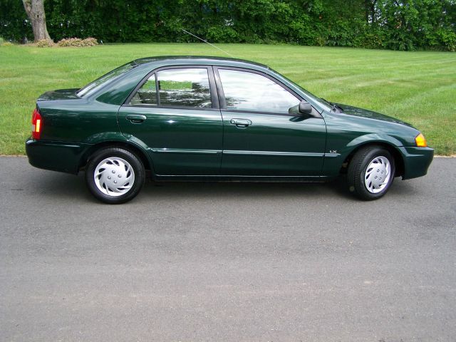 Mazda Protege 1999 photo 1