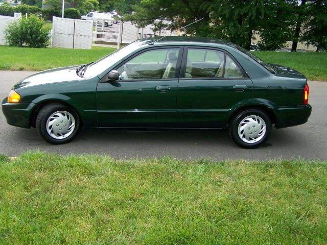 Mazda Protege 1999 photo 18