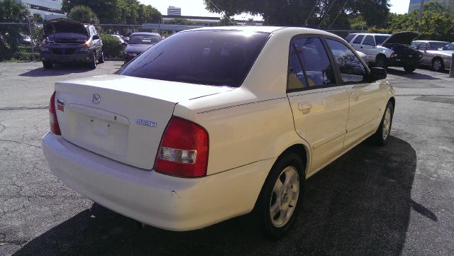 Mazda Protege 1999 photo 4