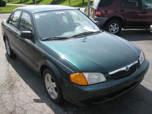 Mazda Protege 1999 photo 4