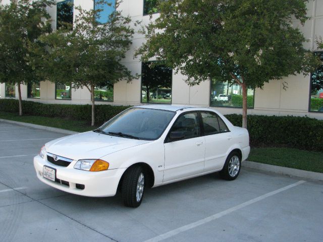 Mazda Protege 2000 photo 19