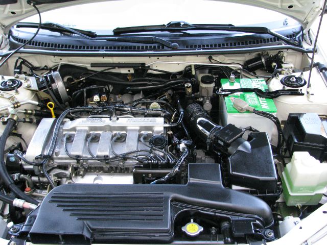 Mazda Protege 2000 photo 23