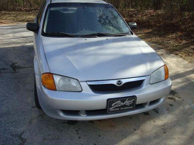 Mazda Protege 2000 photo 4