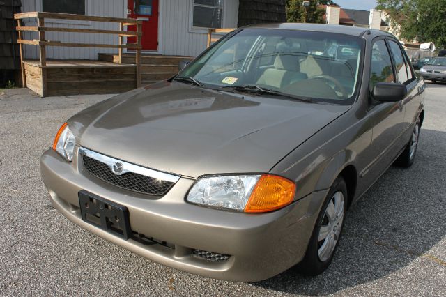 Mazda Protege 2000 photo 1