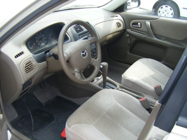 Mazda Protege 2000 photo 4