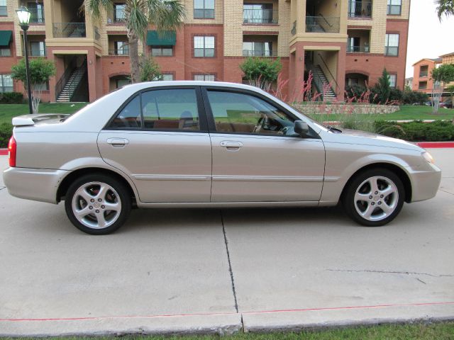 Mazda Protege 2001 photo 10