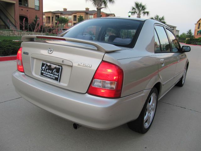 Mazda Protege 2001 photo 2