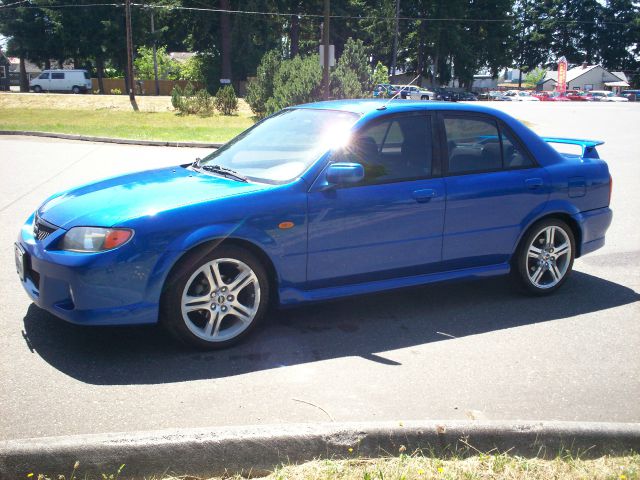 Mazda Protege 2001 photo 4