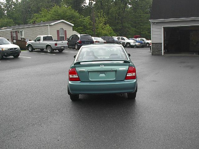 Mazda Protege 2001 photo 2