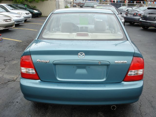 Mazda Protege 2001 photo 6