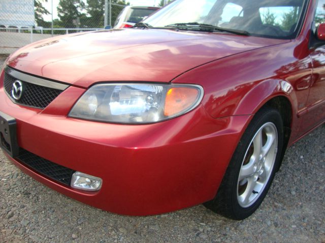 Mazda Protege 2002 photo 3